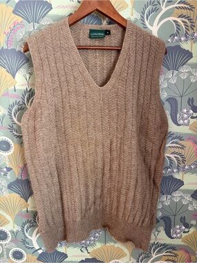 Lothlorian luxury wool Men's V-Neck Knit Sweater Vest, M
